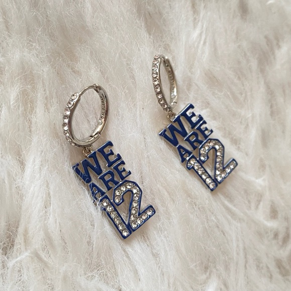 BAUBLEBAR X NFL: Seattle Seahawks Earrings & Green Bay Packers Earrings New - Picture 8 of 12